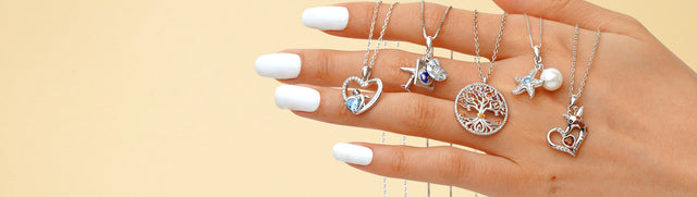 <h2><strong>Necklace</strong></h2>